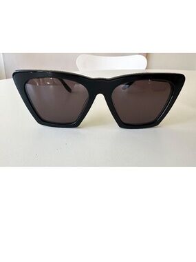 Illesteva Lisbon designer black sunglasses handmade in Italy